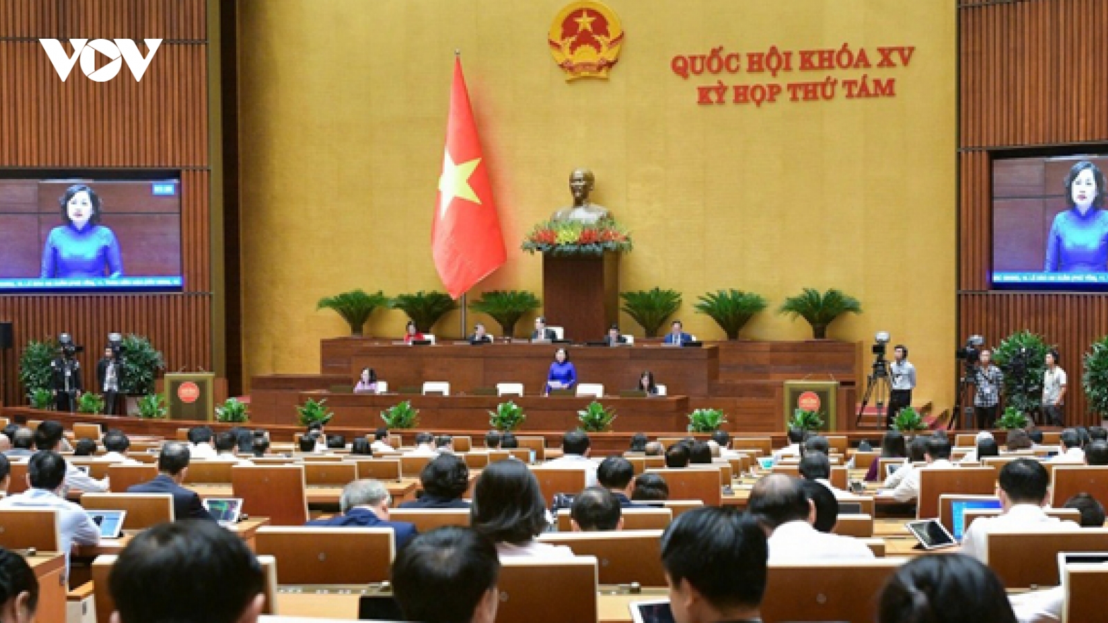 Thống đốc Nguyễn Thị Hồng trả lời chất vấn về thị trường vàng