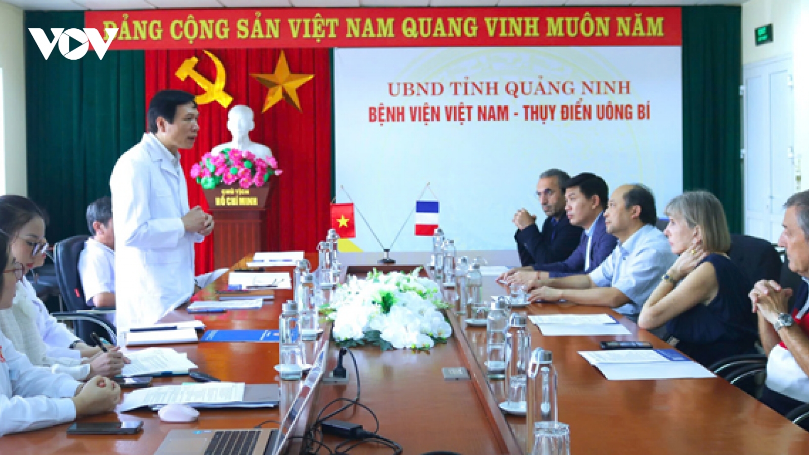 Tăng cường hợp tác giữa BV Việt Nam - Thụy Điển Uông Bí và BV Nevers – Cộng hòa Pháp