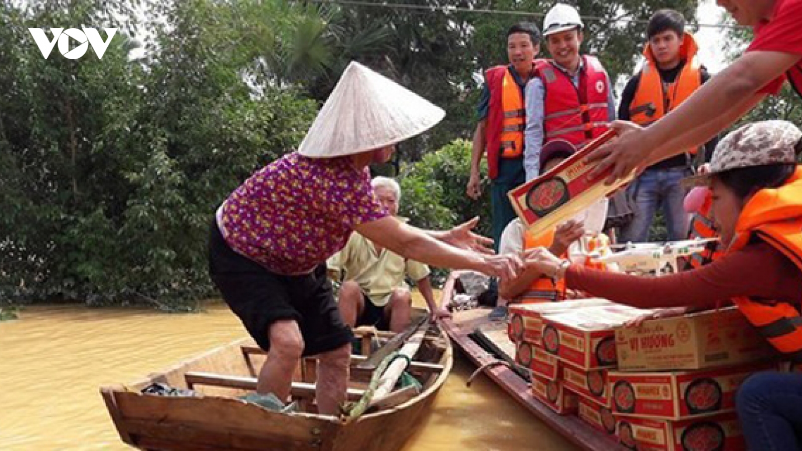ĐBQH đề nghị xây dựng luật để tránh 'phông bạt', trục lợi từ thiện