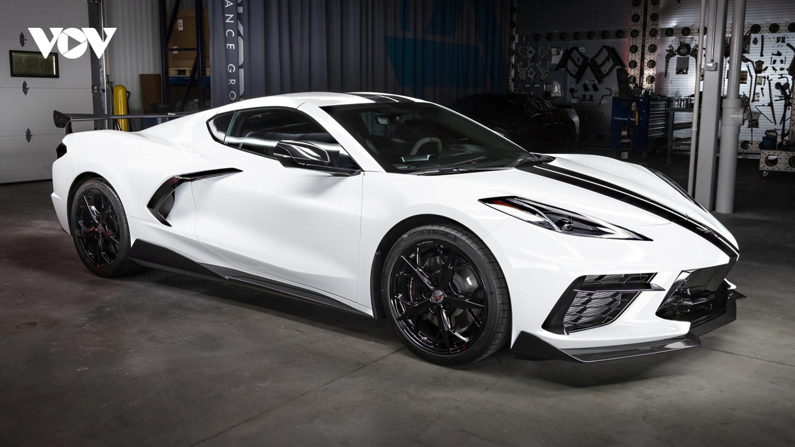 Ra mắt gói nâng cấp sợi carbon cho Chevrolet Corvette