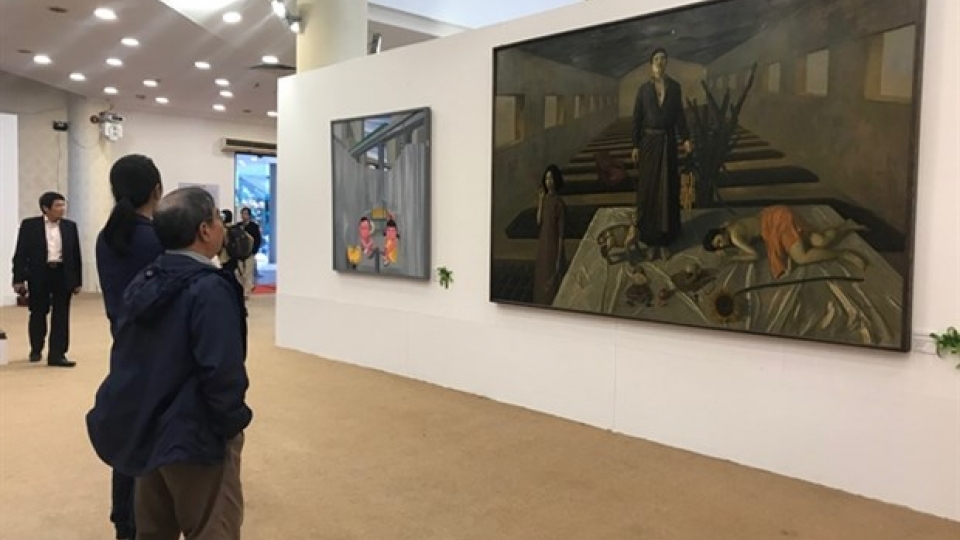 contemporary_art_on_show_in_capital.jpg