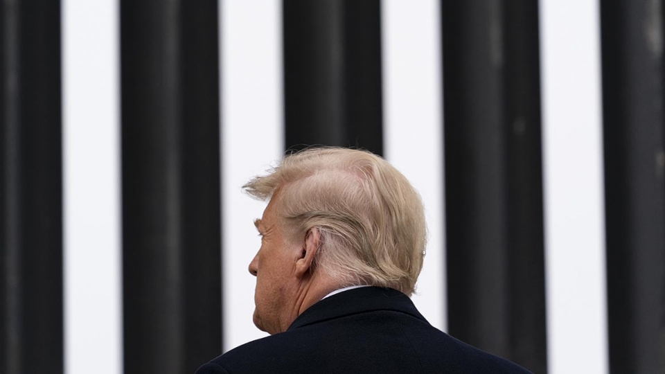 Trump2_1.jpg