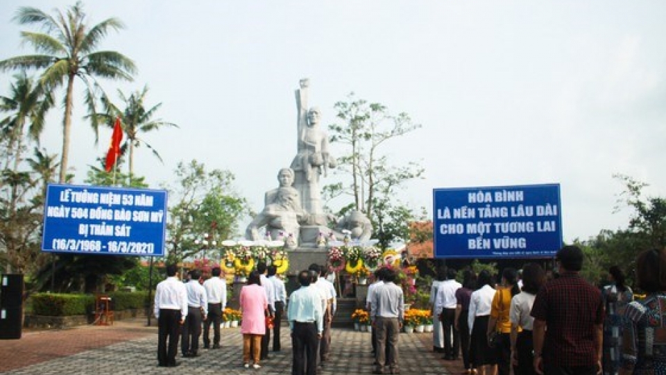 quang_ngai_commemorates_victims_of_son_my_massacre.jpg