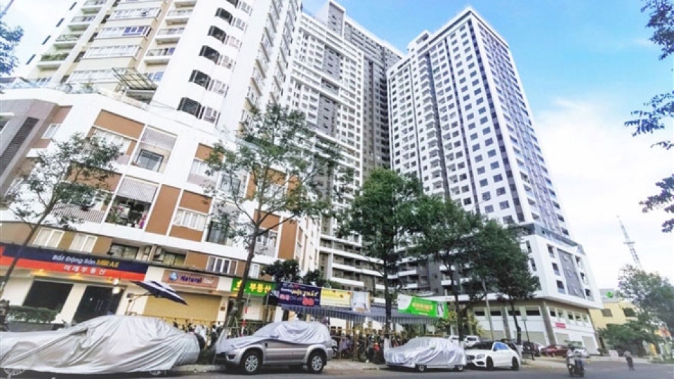 anh-nha-o-thuong-mai-121104.jpg
