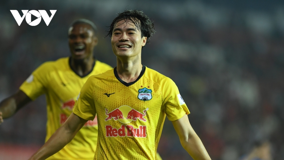 bang xep hang v-league 2021 moi nhat.jpg