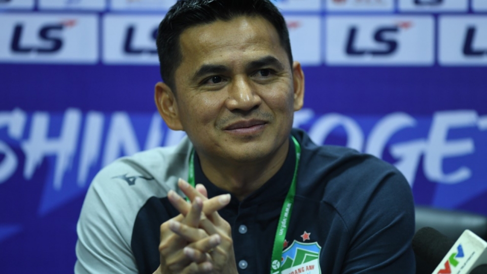 kiatisuk.jpg