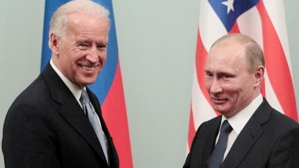 biden_putin_cnbc.jpg