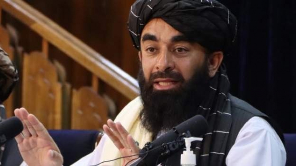 phat ngon vien Taliban Mujahid -epa.jpg