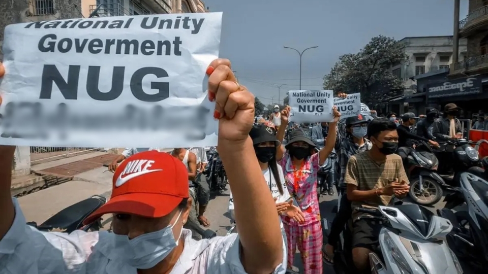 Myanmar nguoi bieu tinh ung ho chinh phu ngam NUG -afp.jpg
