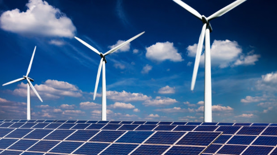 Adani Phuoc Minh Solar farm 1.jpg