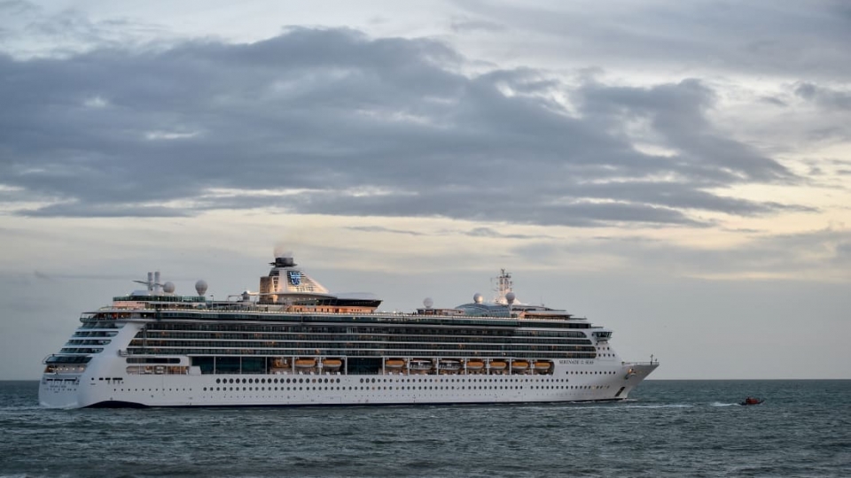 http-cdn.cnn_.com-cnnnext-dam-assets-211022115750-royal-caribbean-serenade-of-the-sea-050819-file.jpg