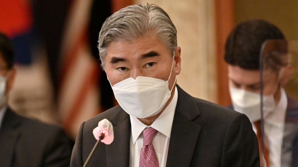 sung_kim.jpg