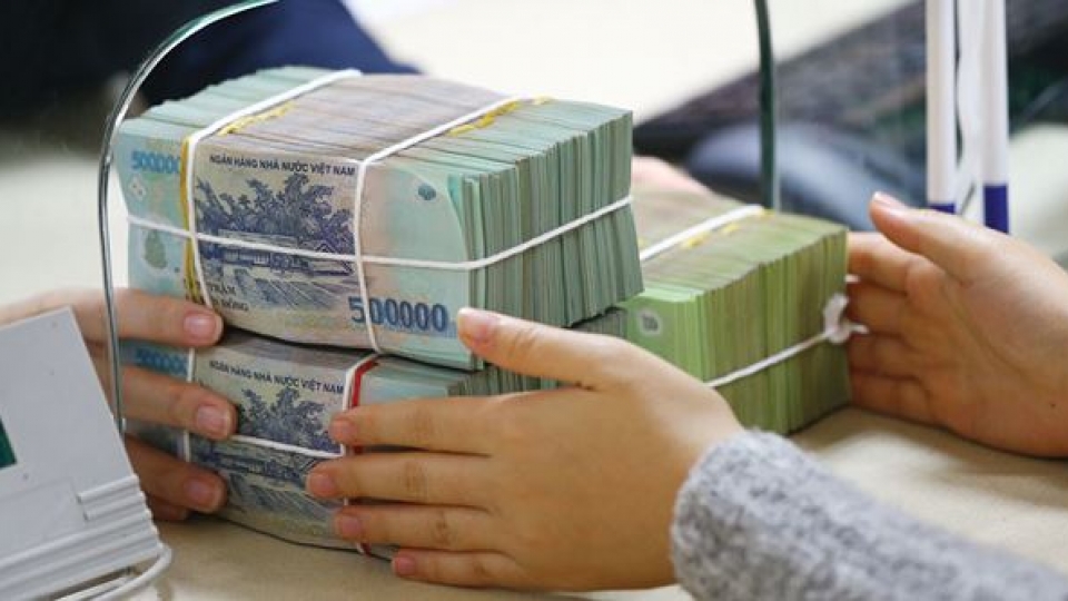 gui-tien-tiet-kiem_1701135604.jpg
