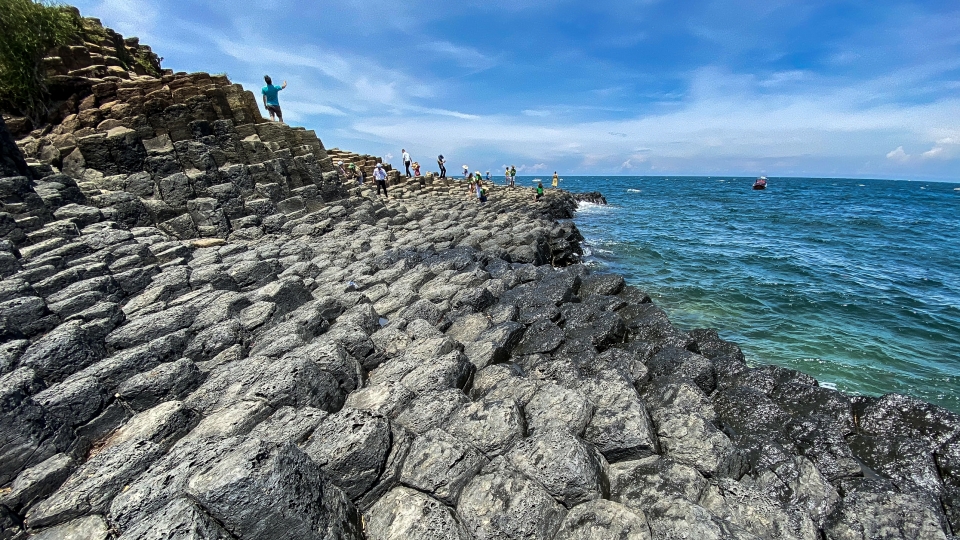 hd-ganh-da-dia-phu-yen.jpg