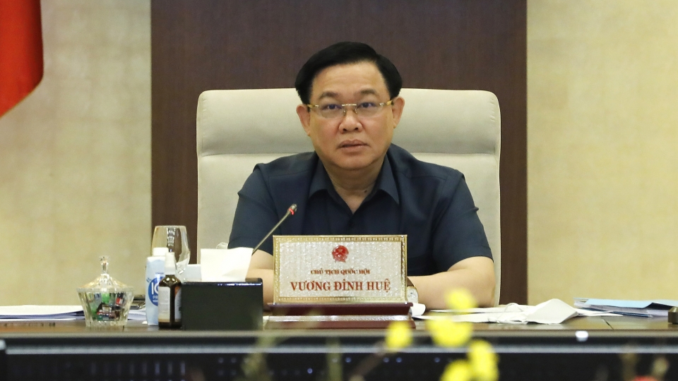 chu_tich_quoc_hoi_vuong_dinh_hue_phien_10.jpg