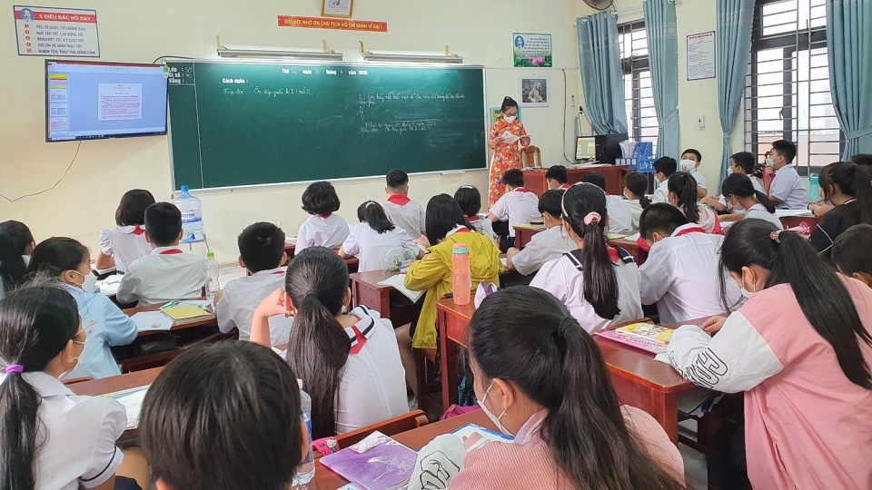 truong_tieu_hoc_tran_van_on_duoc_lua_chon_tiem_dot_dau_tien.jpg