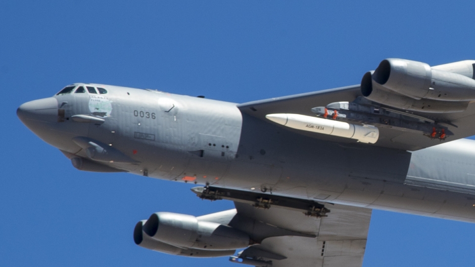 AGM-183A_ARRW_on_a_B-52,_June_2019_(190612-F-HP195-0014)_(cropped).jpg