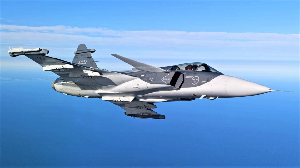 May bay JAS 39E Gripen trong chuyen bay thu nghiem - Nguon Thedrive.jpg