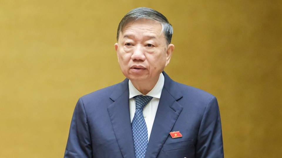 bo_truong_cong_an_to_lam.jpg