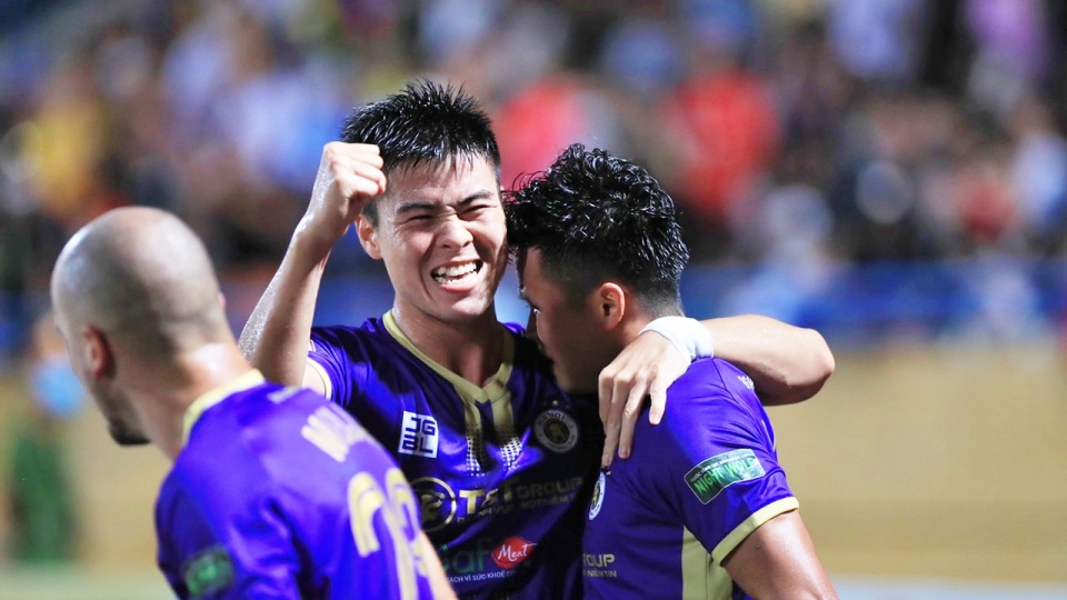 ha_noi_fc_duoc_thuong.jpg
