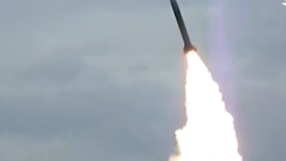 ten lua Nga S-300 danh chan UAV Ukraine -newsflash.jpg