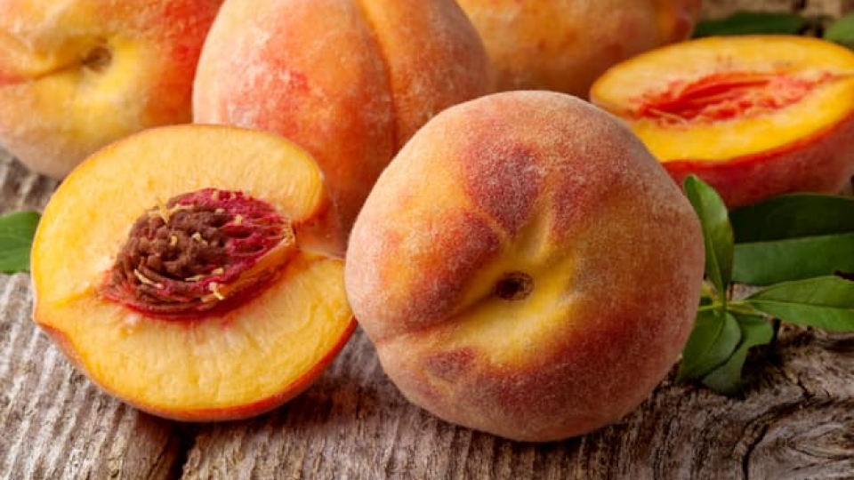 thinkstock_rf_peaches.jpg