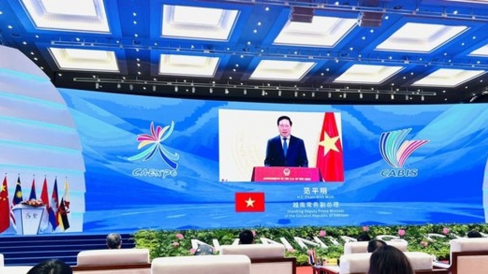 Pho Thu tuong Thuong truc Pham Binh Minh phat bieu tai Le khai mac. Anh BNG.jpg