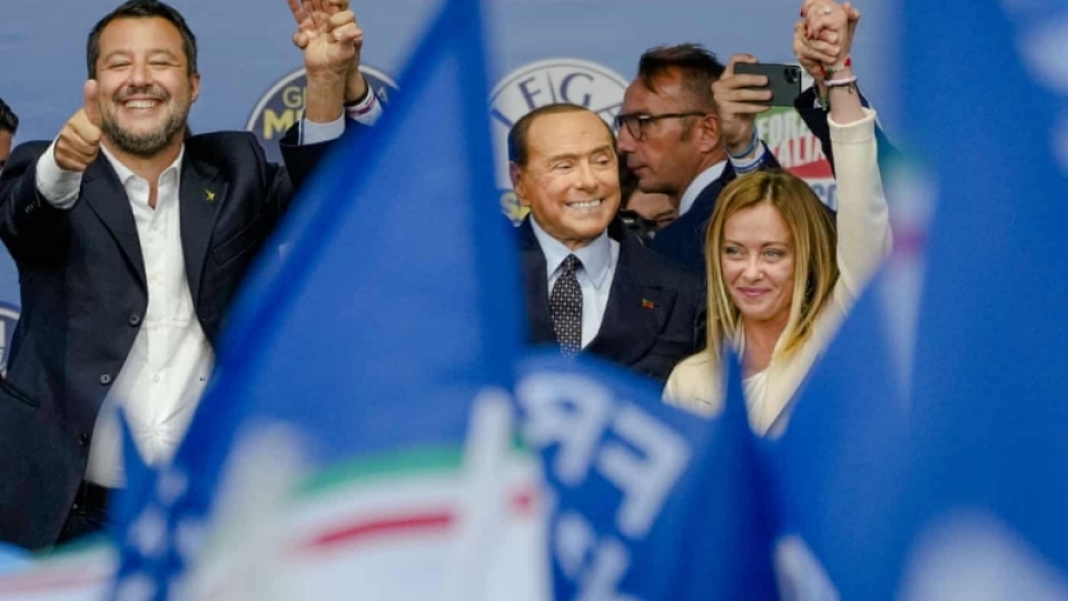 lien_minh_trung_huu_italia.jpeg