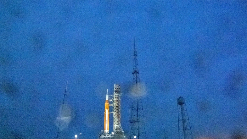 nasa_continues_to_delay_the_launch_of_spacecraft_to_the_moon.jpg