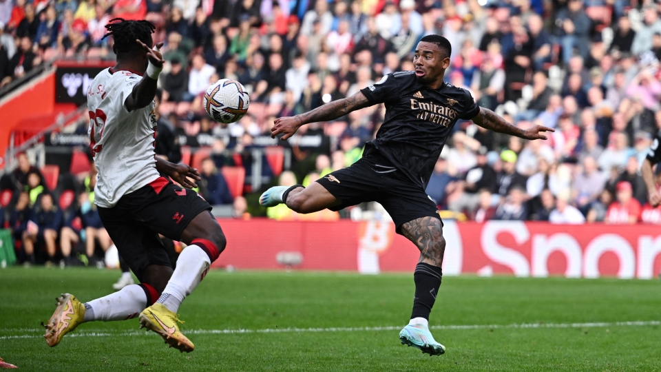 2022-10-23t134706z_1732857975_up1eian12afg8_rtrmadp_3_soccer-england-sou-ars-report.jpg
