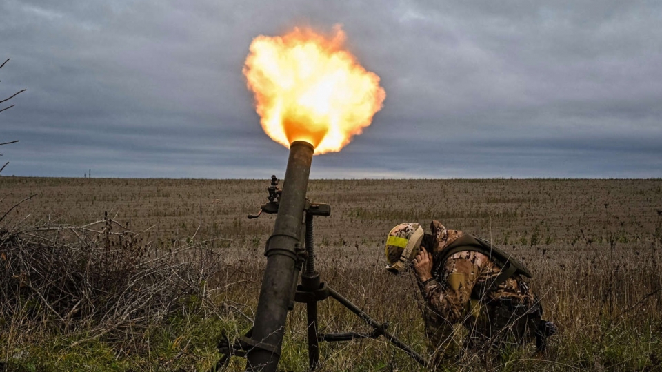 linh Ukraine ban sung coi (ve binh Ukraine) -afp.jpg