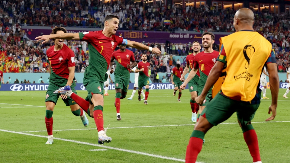 2022-11-24t182156z_2116435589_up1eibo1ch79g_rtrmadp_3_soccer-worldcup-por-gha-report.jpg