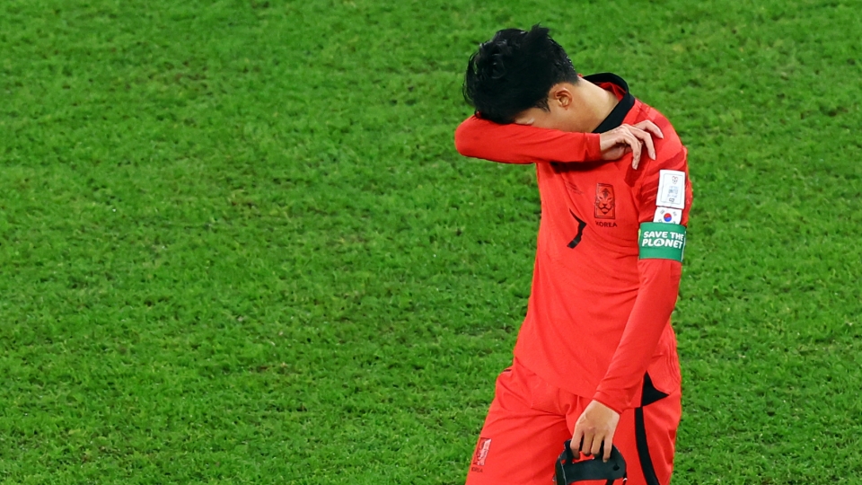 2022-11-28T135840Z_627734427_UP1EIBS12TPOP_RTRMADP_3_SOCCER-WORLDCUP-KOR-GHA-REPORT.JPG