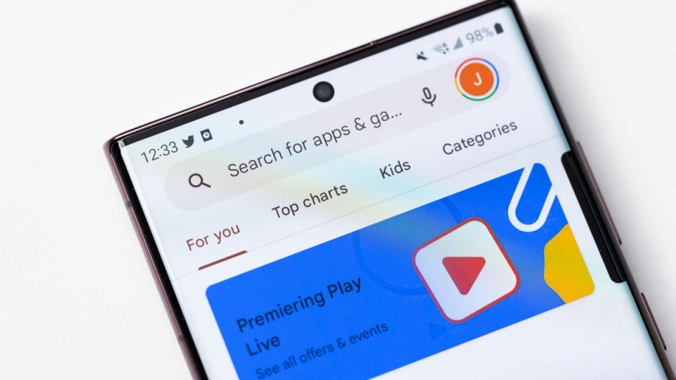 
        Google bị cáo buộc đút lót các nhà phát triển game 
                              