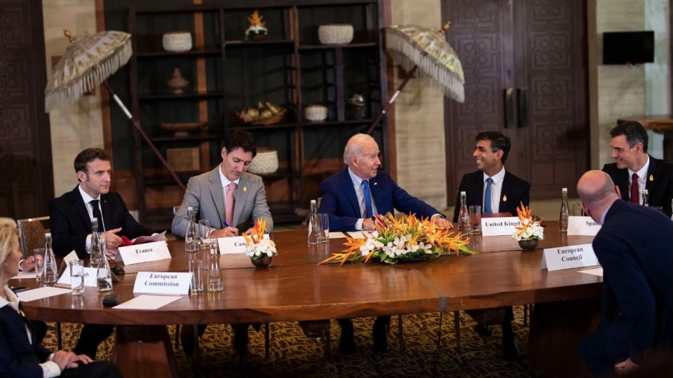 Câu trả lời của Tổng thống Biden cho “cái giá” về kinh tế của xung đột ở Ukraine.jpg