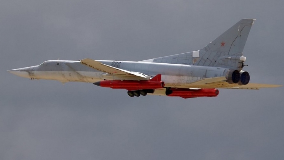ten lua Kh-32, ten lua diet ham gan tren may bay Tu-22M3 -Lysenko.jpg