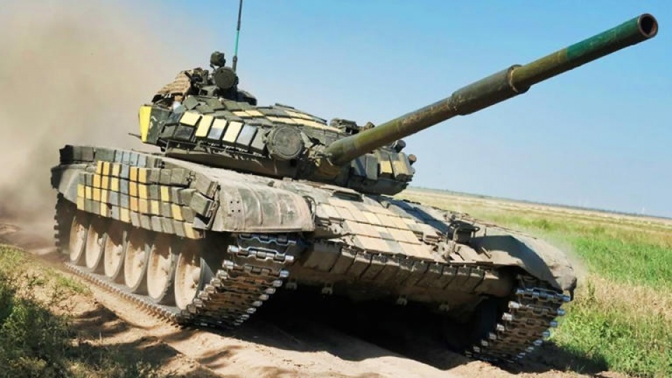 xe tang Ukraine -bo quoc phong Ukraine.jpg