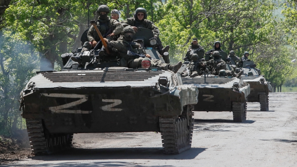 xe_tang_nga_tien_ve_donbass_ukraine.jpg