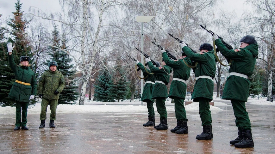 doi danh du Nga ban vinh biet linh Nga tu tran trong xung dot Ukraine -reu.jpg