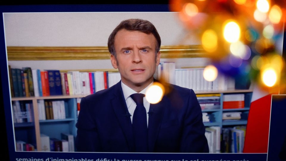 macron.jpg