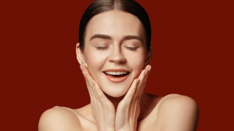 naturaltonersforoilyskin1-1672133850.jpg