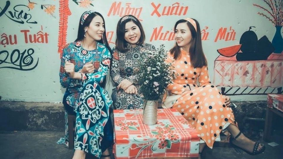 tet8.jpg
