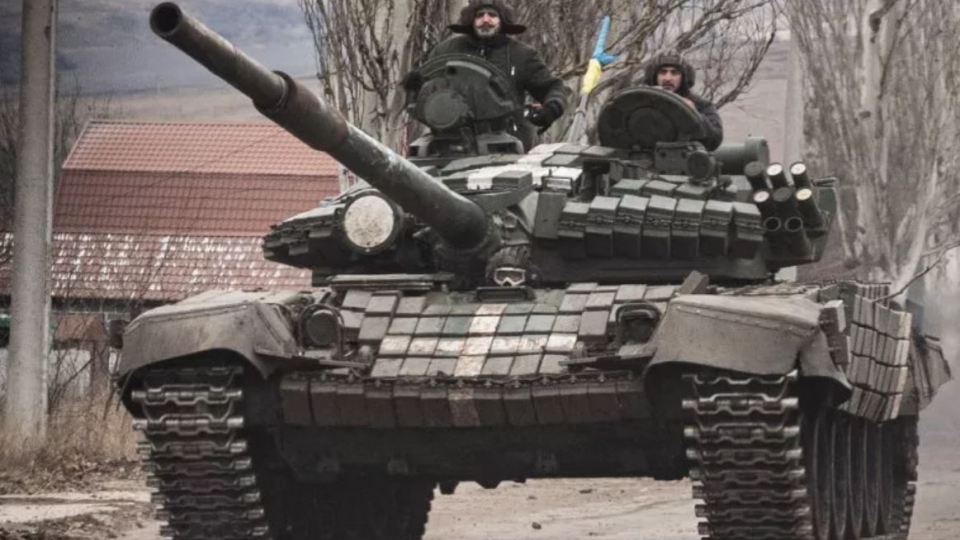 ukraine-nga-belarus-tan-cong.jpg