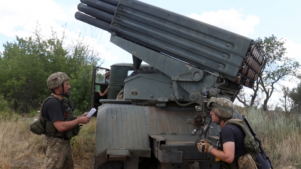 quan-nhan-ukraine-roc-ket-1852.jpg
