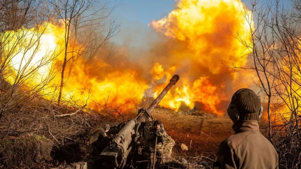russian-ukraine-war-111122-13-3312-8114-1676625675.jpg