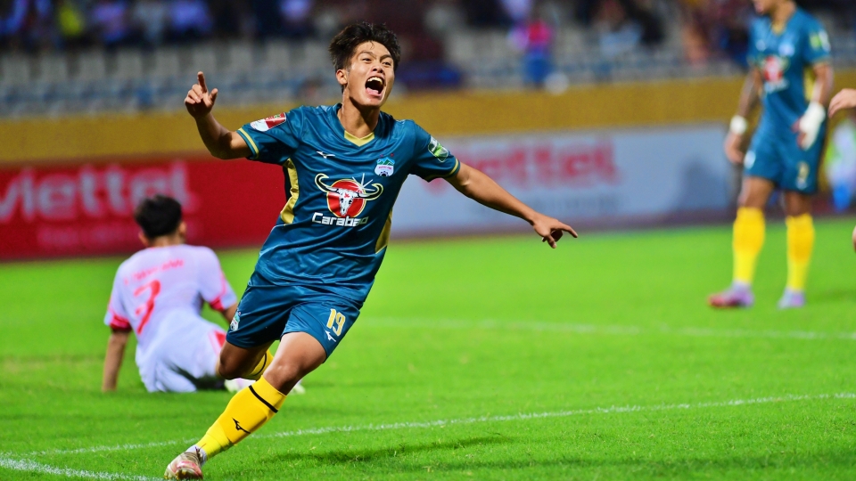 005._viettel_fc_1-4_hagl.jpg