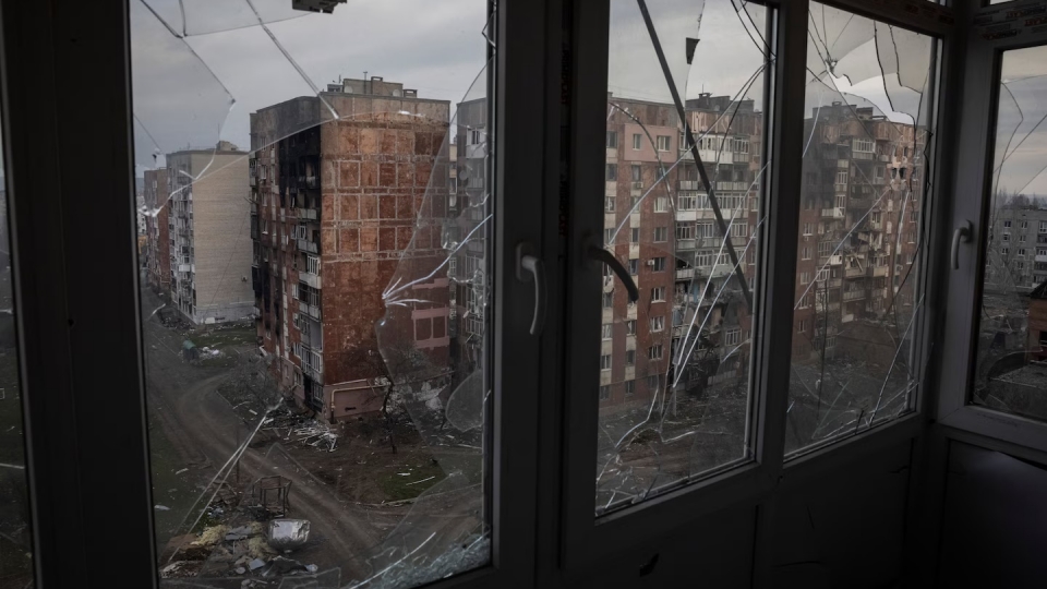 Bakhmut do nat qua cua so vo -ed ram.jpg