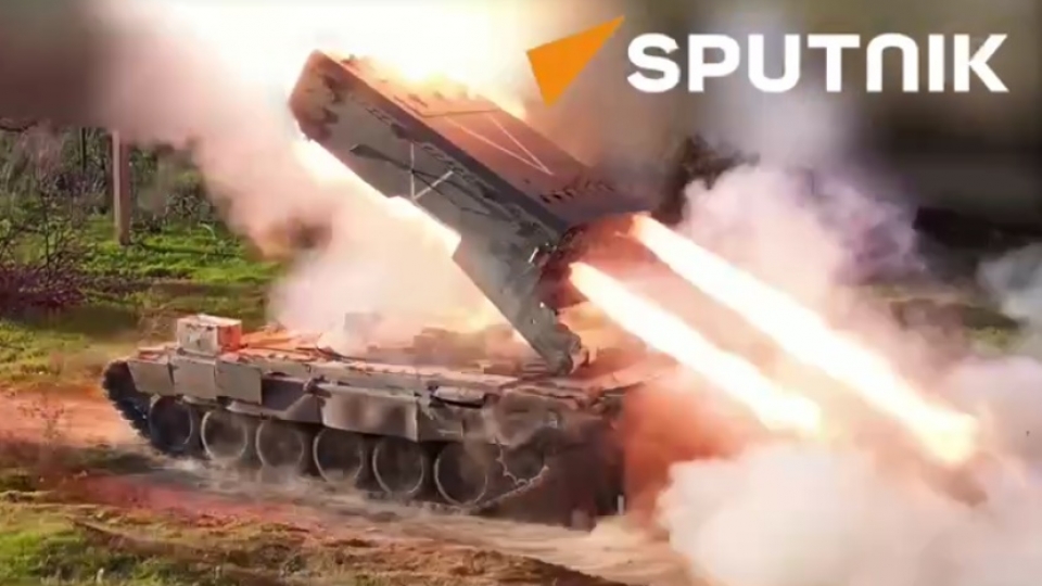 hoa luc Nga, hoa than Solntsepyok, phao phan luc Nga, gioi bao lua -sputnik.jpg