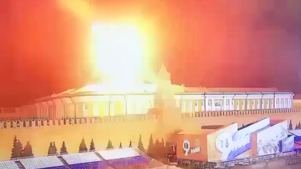 UAV phat no ben tren dien Kremlin -avia pro.jpg