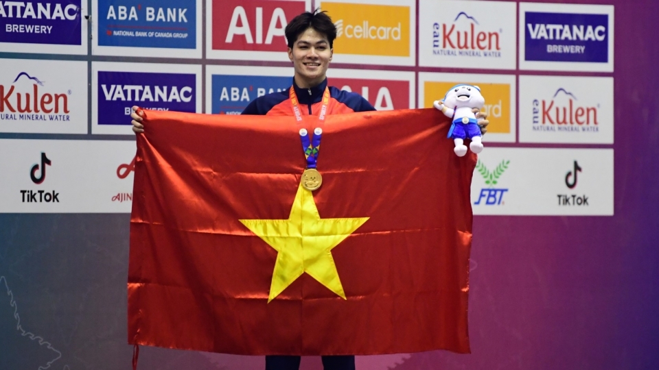 hung nguyen 1.jpg